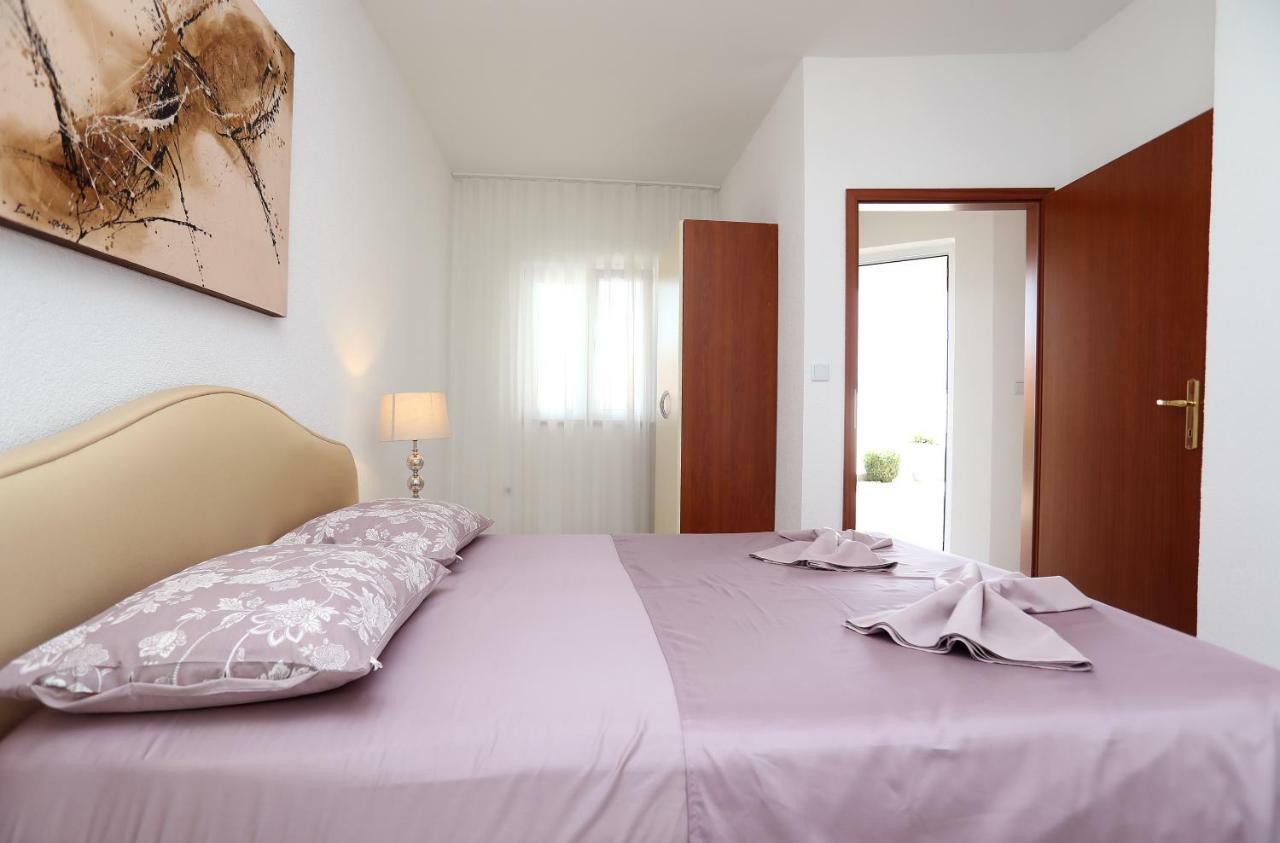 Apartment Katarina Trogir Eksteriør bilde